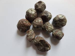 Hovedbilde granat r&aring;