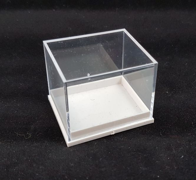 Hovedbilde Plasteske 41x35x32mm