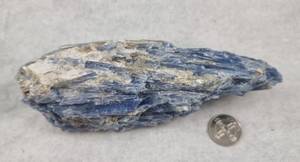 Hovedbilde kyanitt - bl&aring; - r&aring; ca 20cm